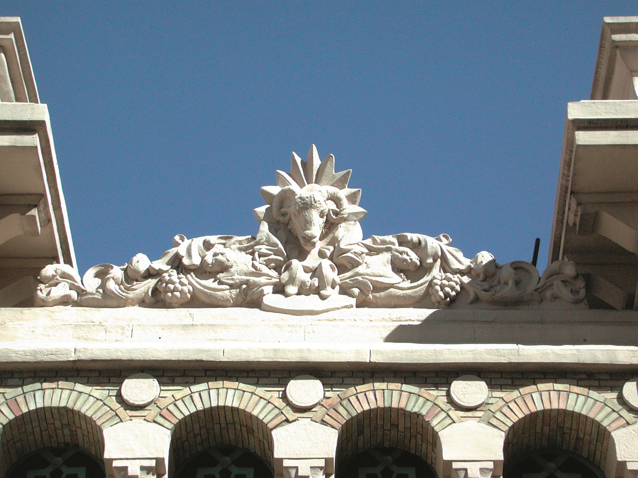 El simbolismo de la decoración del Mercado Central